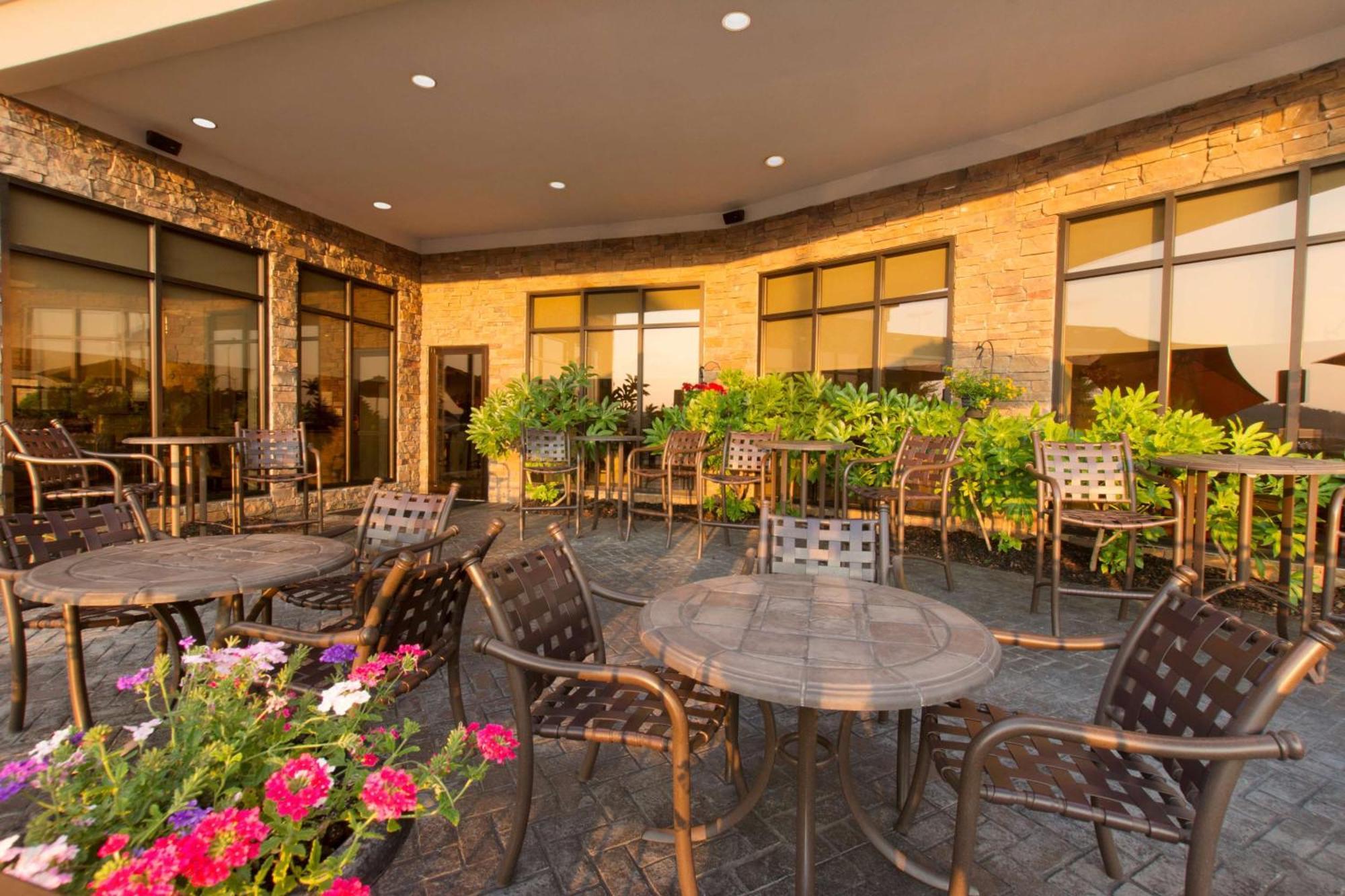 Hilton Garden Inn Cartersville Exteriör bild